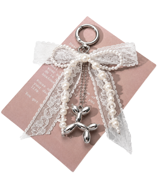 white bow chain