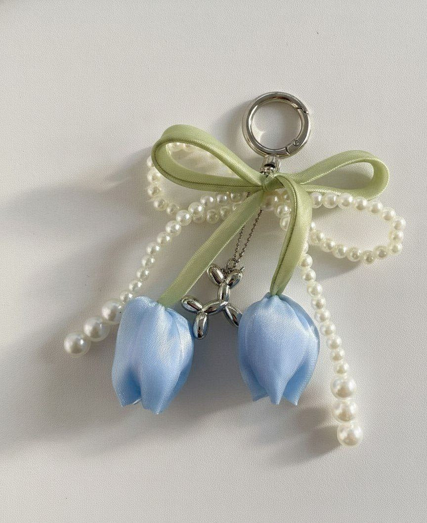 Tulip chain blue
