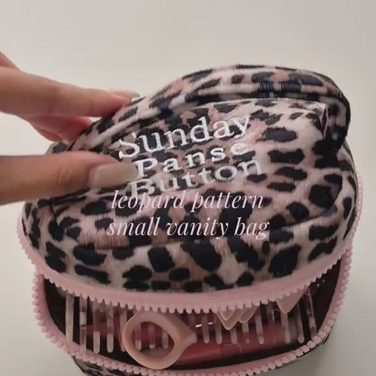 Leopard pouch video
